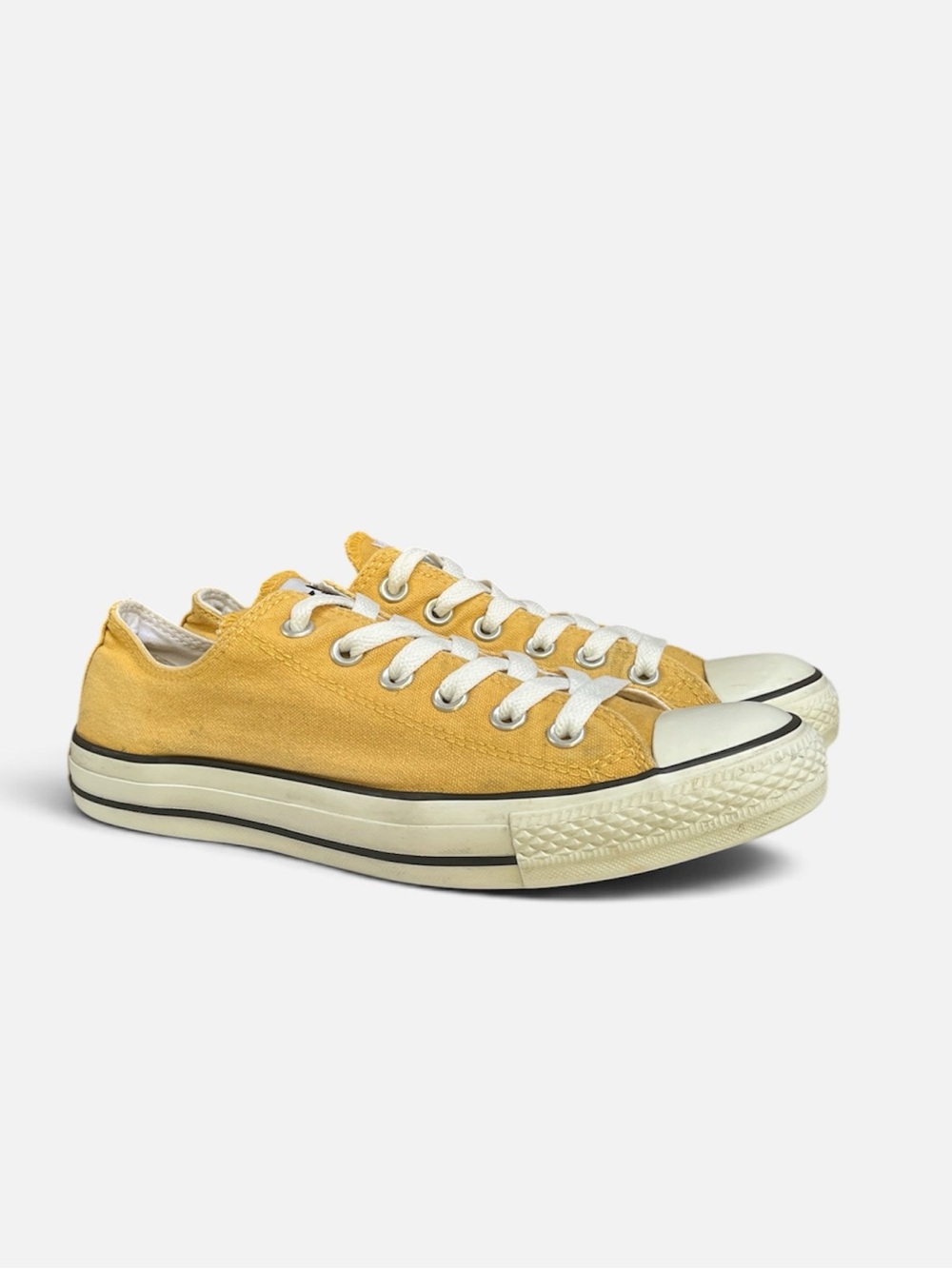 Converse Chuck Taylor All Star Low Top Sneakers in Fresh Yellow (Size W9/M7) - Picture 4 of 12